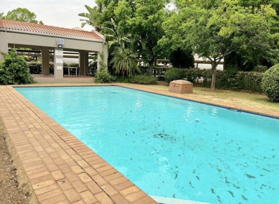 To Let 2 Bedroom Property for Rent in Morningside Gauteng