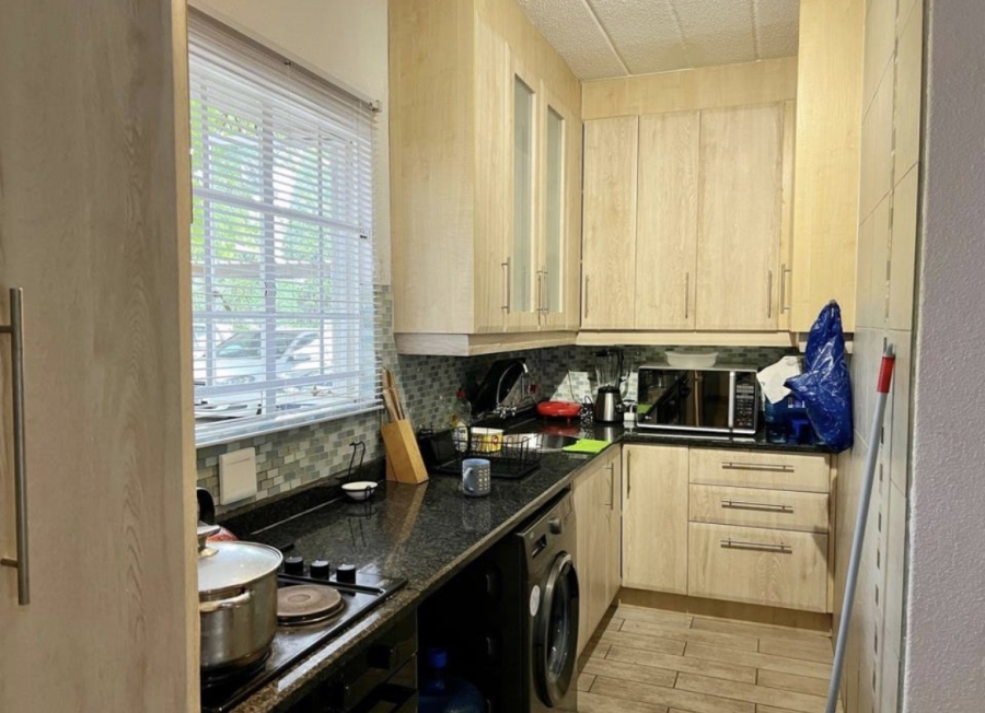 To Let 2 Bedroom Property for Rent in Morningside Gauteng