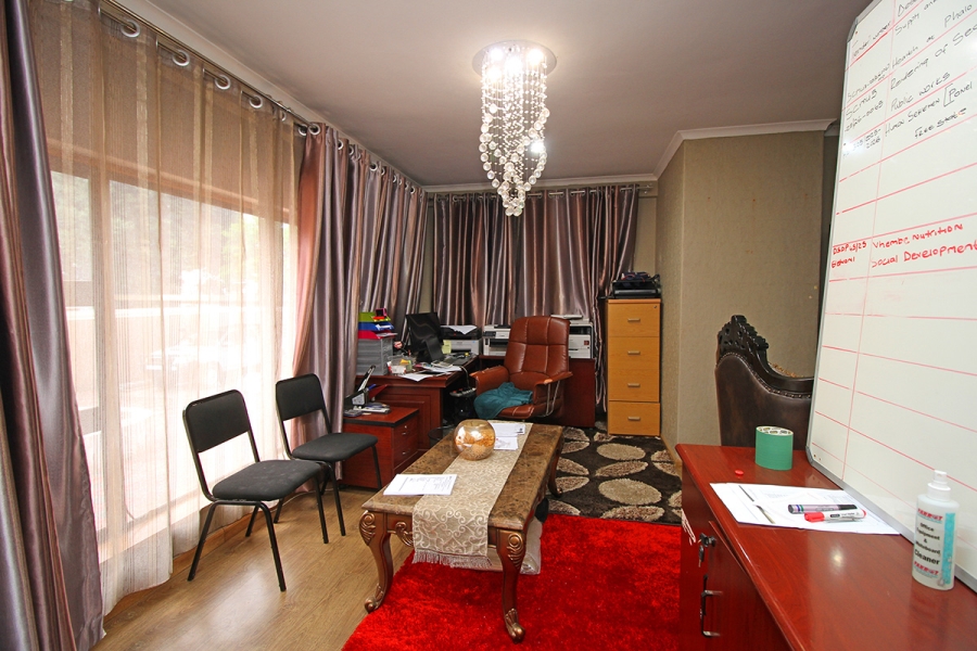 4 Bedroom Property for Sale in South Kensington Gauteng