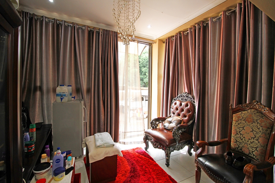 4 Bedroom Property for Sale in South Kensington Gauteng