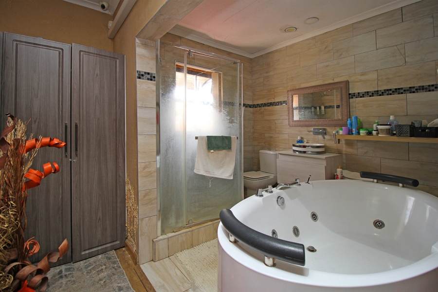 4 Bedroom Property for Sale in South Kensington Gauteng