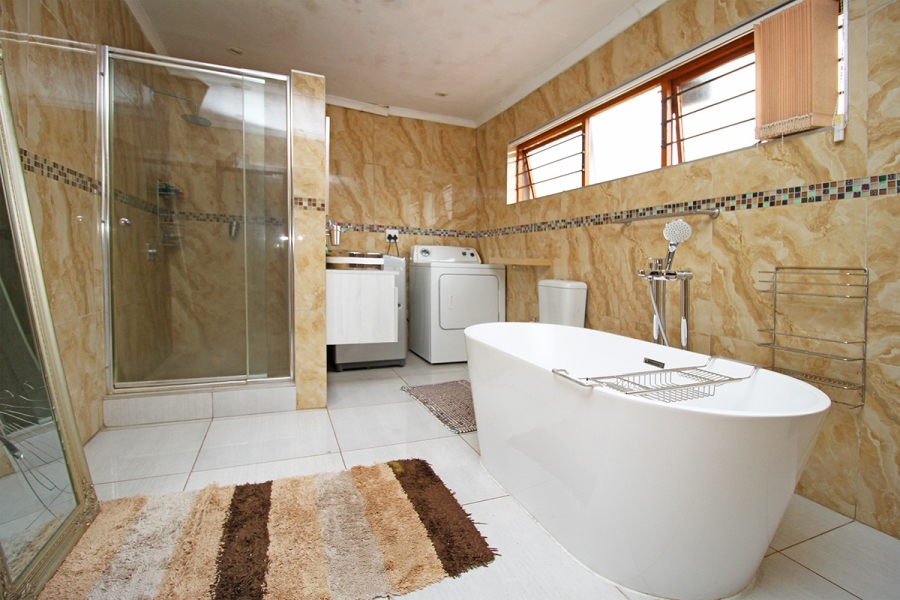 4 Bedroom Property for Sale in South Kensington Gauteng