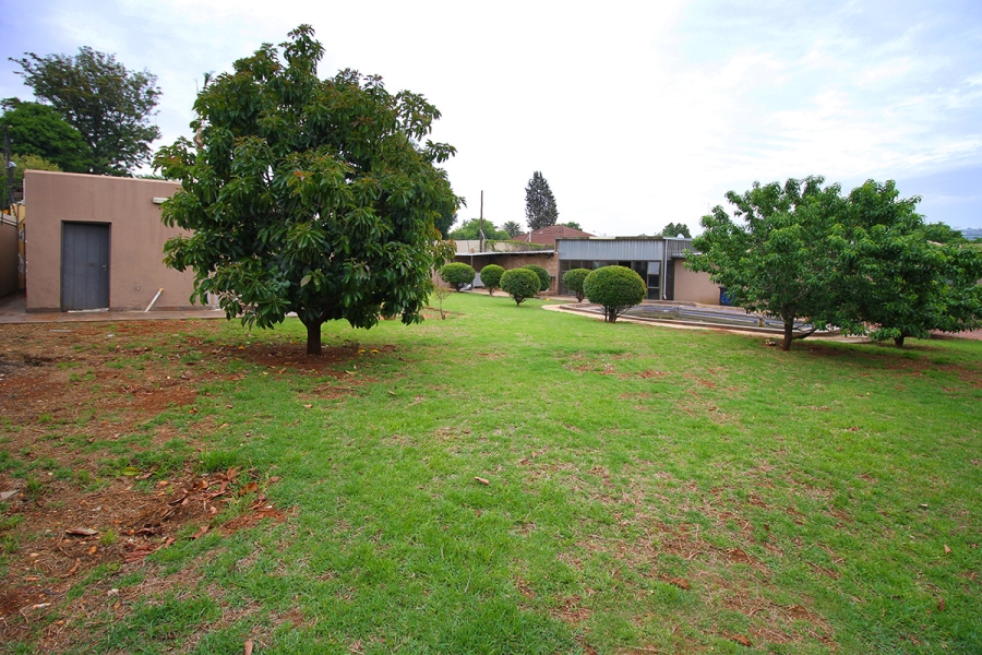 4 Bedroom Property for Sale in South Kensington Gauteng