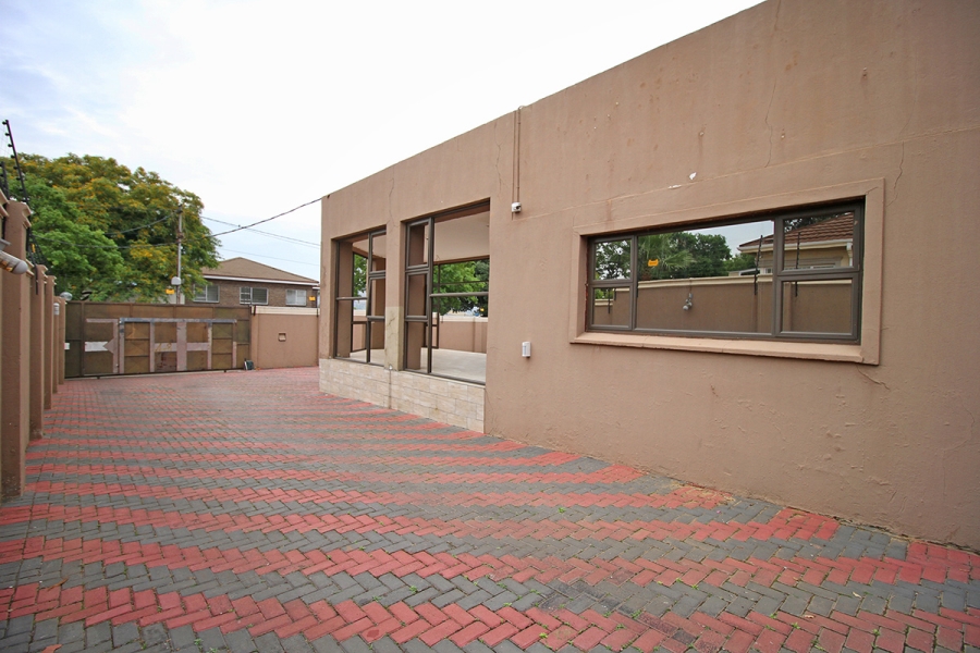 4 Bedroom Property for Sale in South Kensington Gauteng