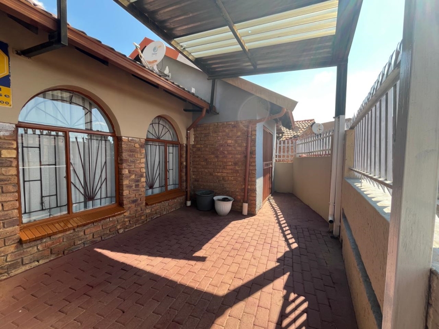 3 Bedroom Property for Sale in Mamelodi Gauteng