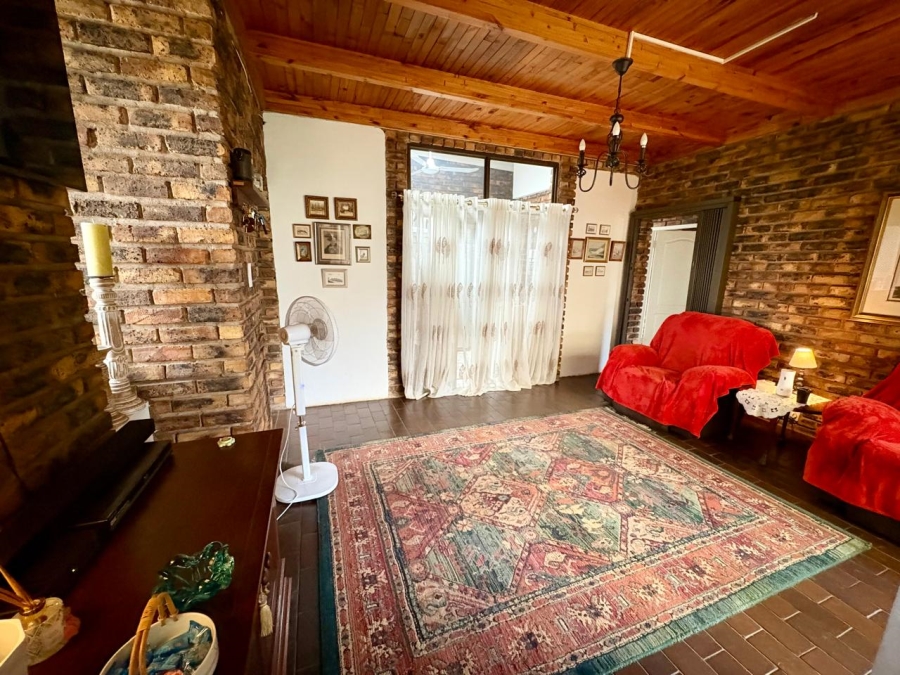 3 Bedroom Property for Sale in Wierda Park Gauteng