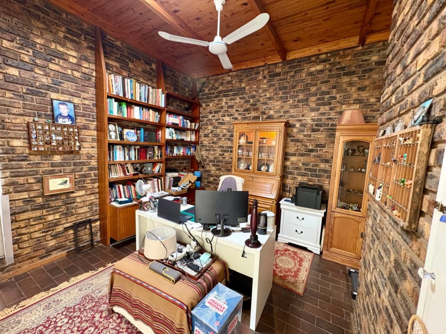 3 Bedroom Property for Sale in Wierda Park Gauteng