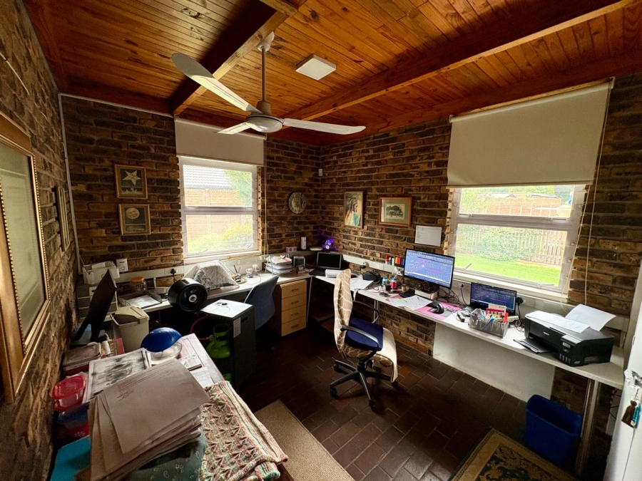 3 Bedroom Property for Sale in Wierda Park Gauteng