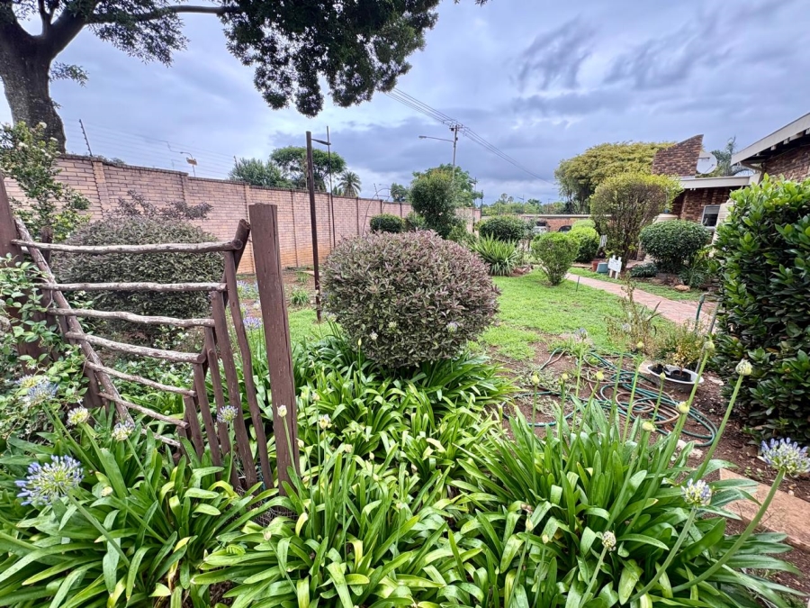 3 Bedroom Property for Sale in Wierda Park Gauteng