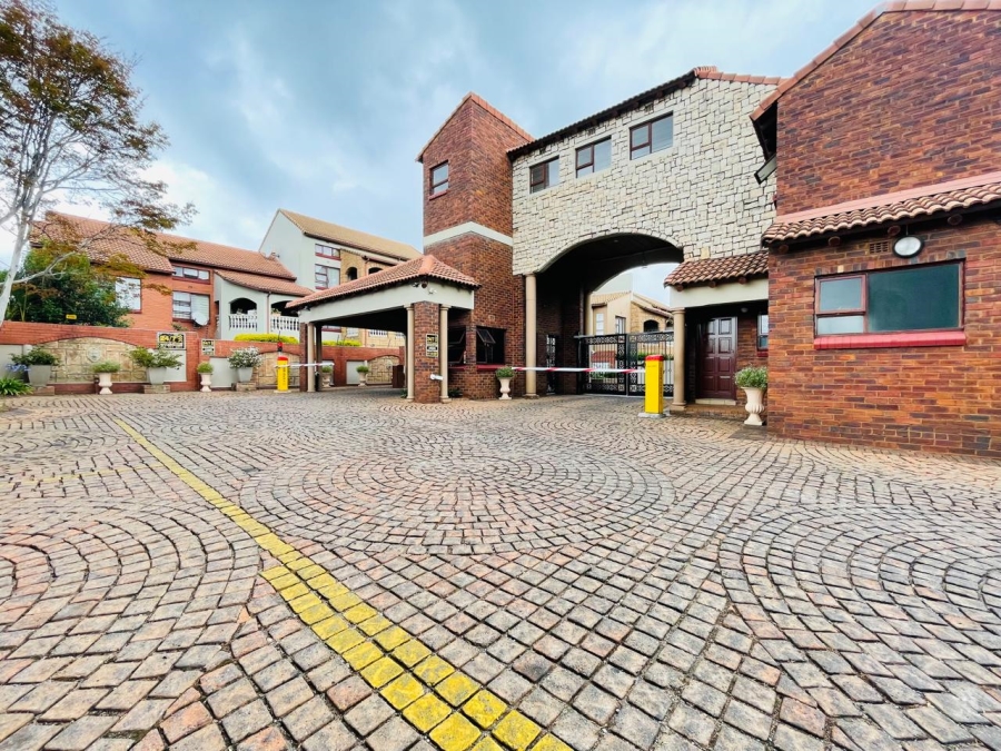 To Let 2 Bedroom Property for Rent in Morningside Gauteng