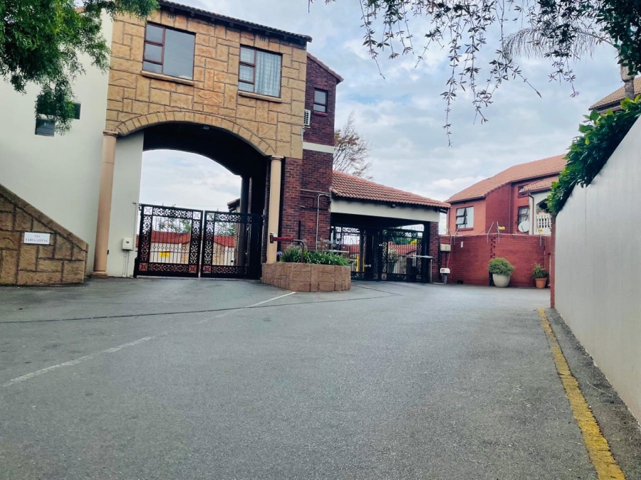 To Let 2 Bedroom Property for Rent in Morningside Gauteng