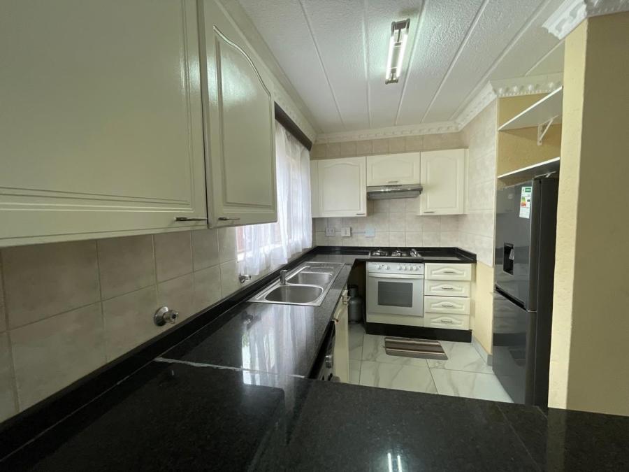To Let 2 Bedroom Property for Rent in Morningside Gauteng