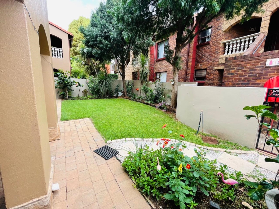 To Let 2 Bedroom Property for Rent in Morningside Gauteng