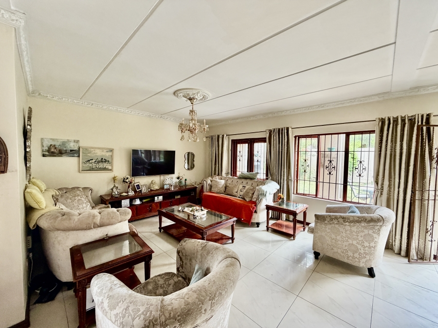 3 Bedroom Property for Sale in Barbeque Downs Gauteng