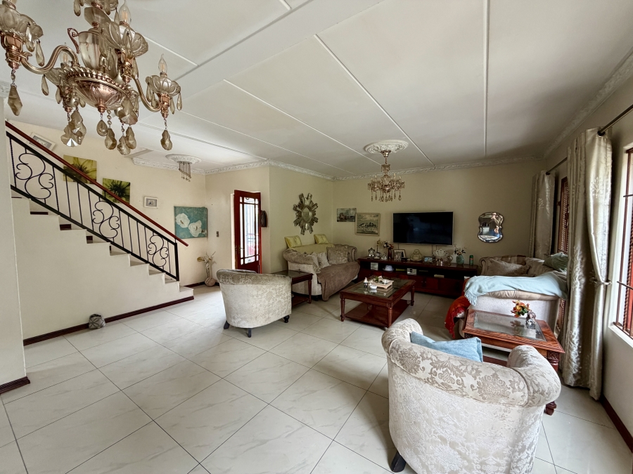 3 Bedroom Property for Sale in Barbeque Downs Gauteng