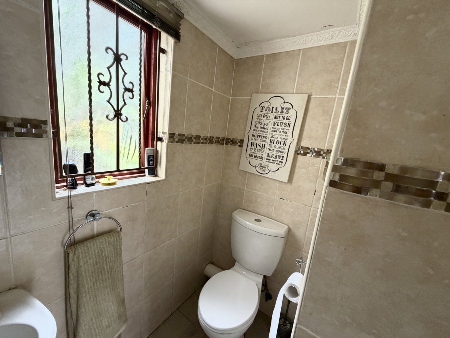 3 Bedroom Property for Sale in Barbeque Downs Gauteng