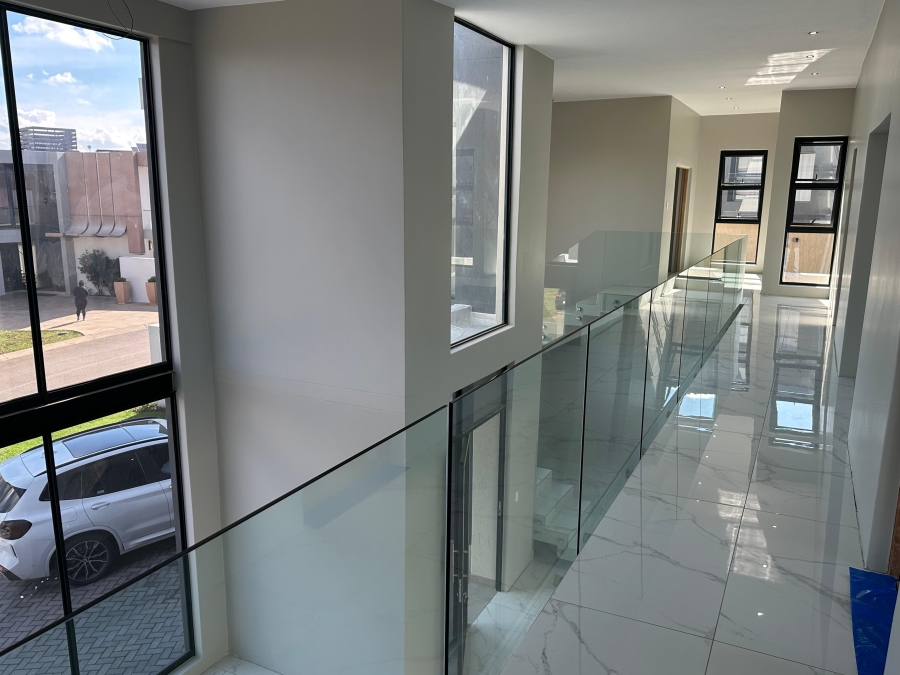 4 Bedroom Property for Sale in Swallow Hills Lifestyle Estate Gauteng