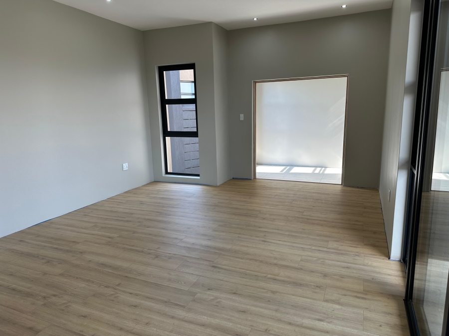 4 Bedroom Property for Sale in Swallow Hills Lifestyle Estate Gauteng