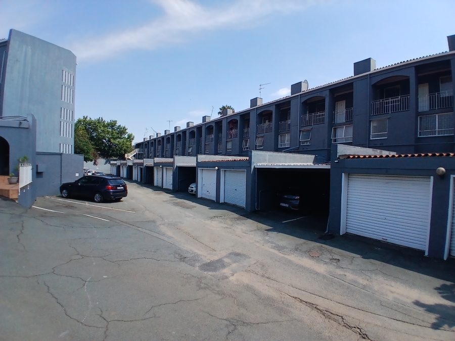 2 Bedroom Property for Sale in Blackheath Gauteng