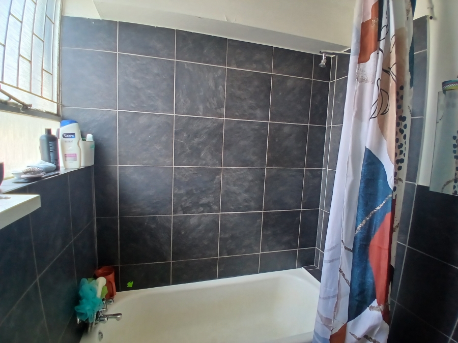 2 Bedroom Property for Sale in Blackheath Gauteng