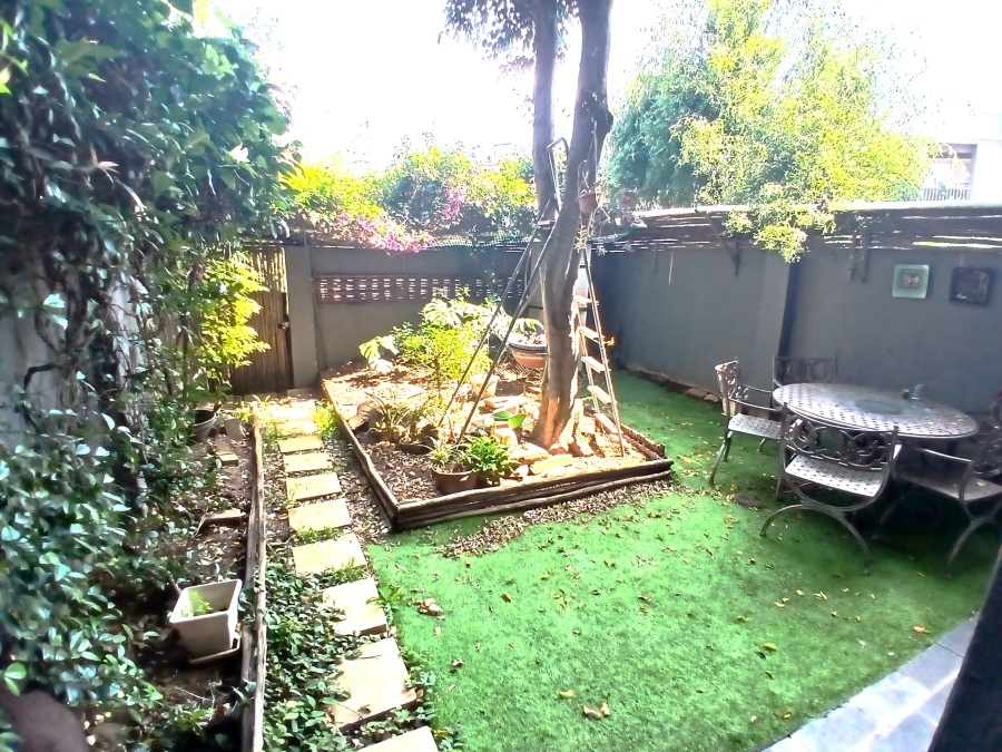 2 Bedroom Property for Sale in Blackheath Gauteng