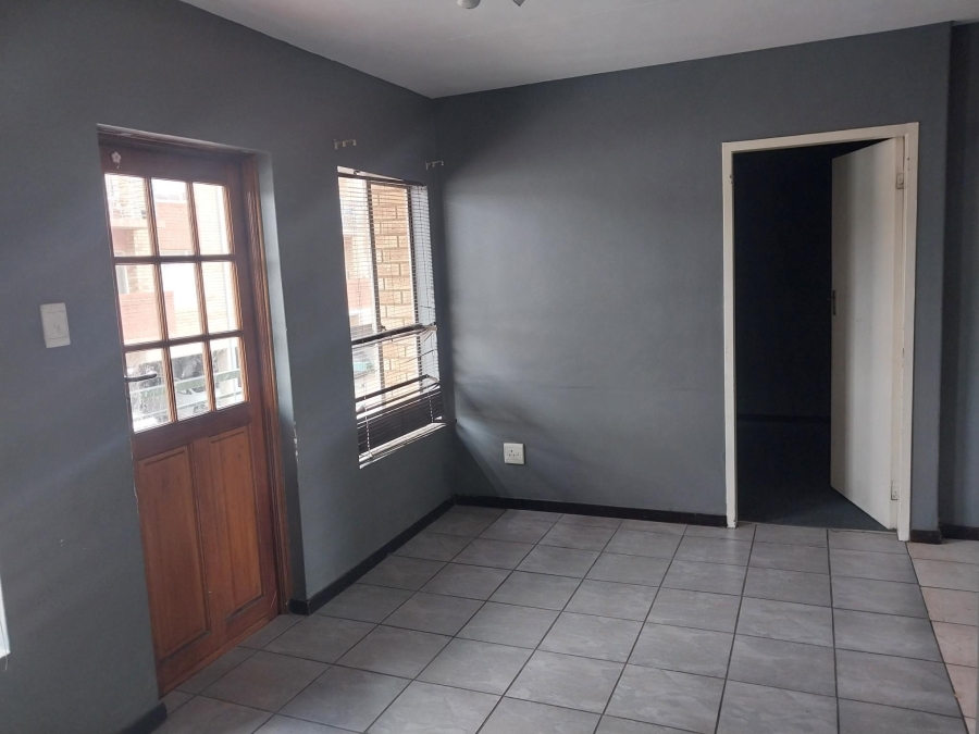 To Let 2 Bedroom Property for Rent in Auckland Park Gauteng