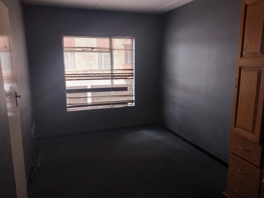 To Let 2 Bedroom Property for Rent in Auckland Park Gauteng