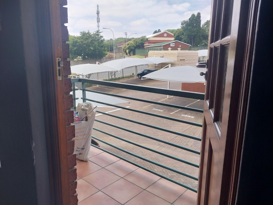 To Let 2 Bedroom Property for Rent in Auckland Park Gauteng