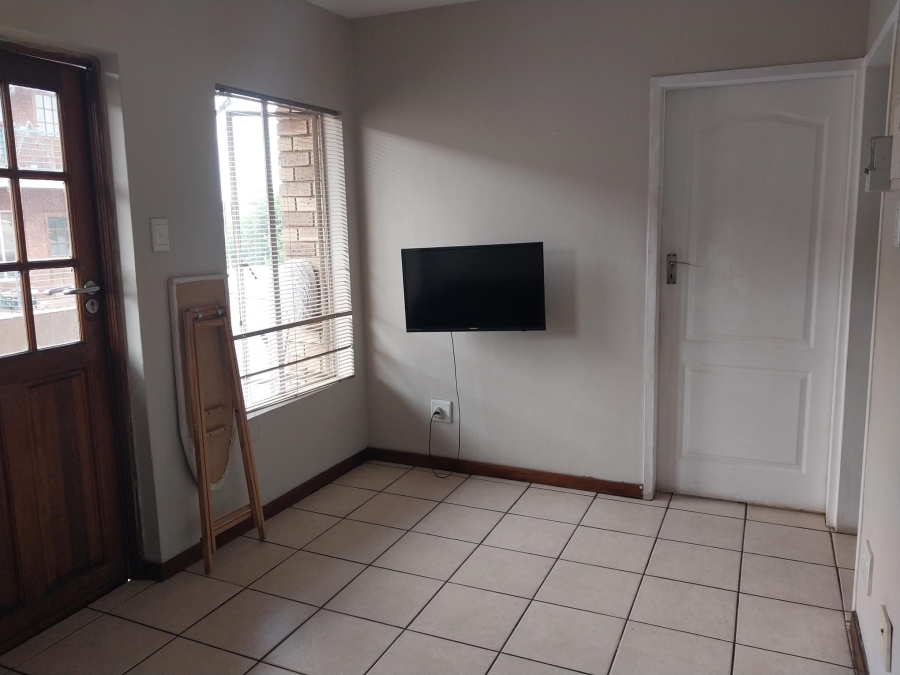 2 Bedroom Property for Sale in Auckland Park Gauteng