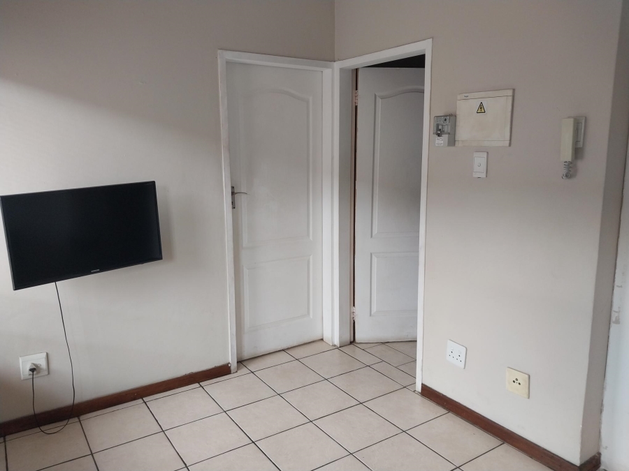 2 Bedroom Property for Sale in Auckland Park Gauteng