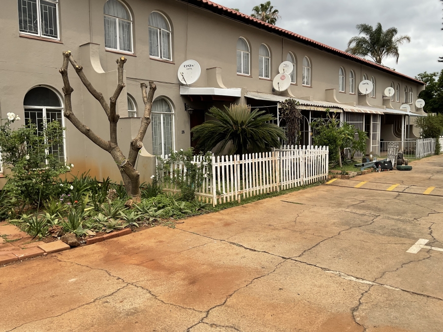 2 Bedroom Property for Sale in Kilner Park Gauteng