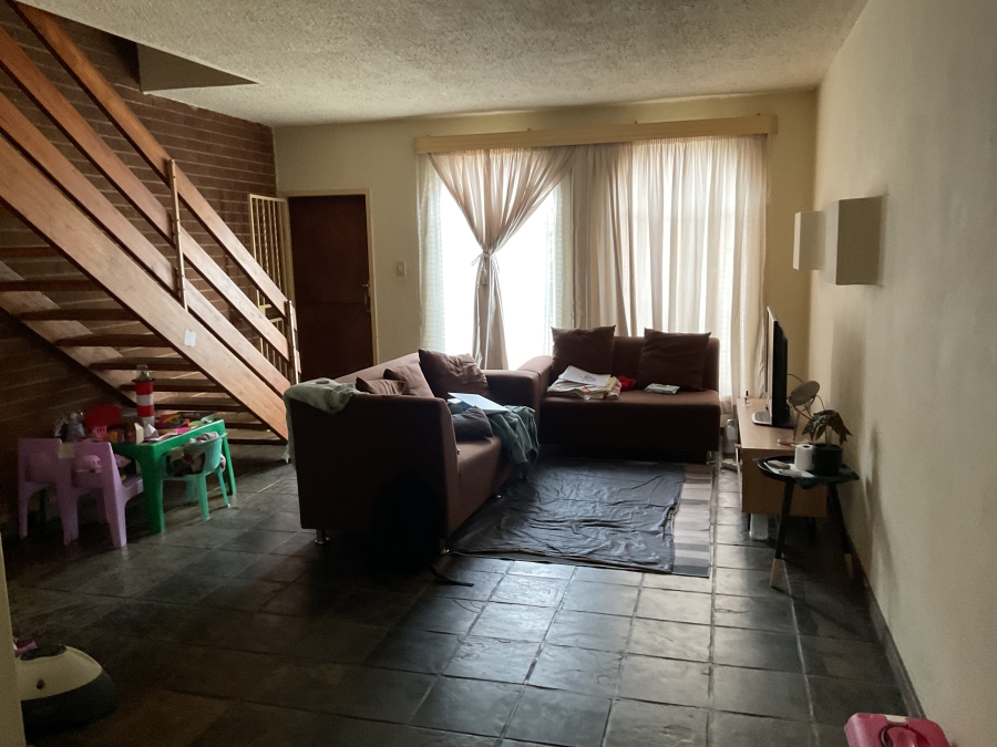 2 Bedroom Property for Sale in Kilner Park Gauteng