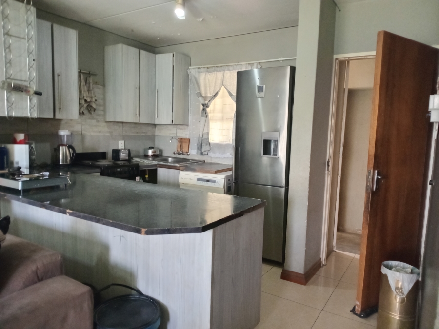 3 Bedroom Property for Sale in Whitney Gardens Gauteng