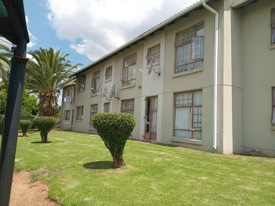 3 Bedroom Property for Sale in Whitney Gardens Gauteng