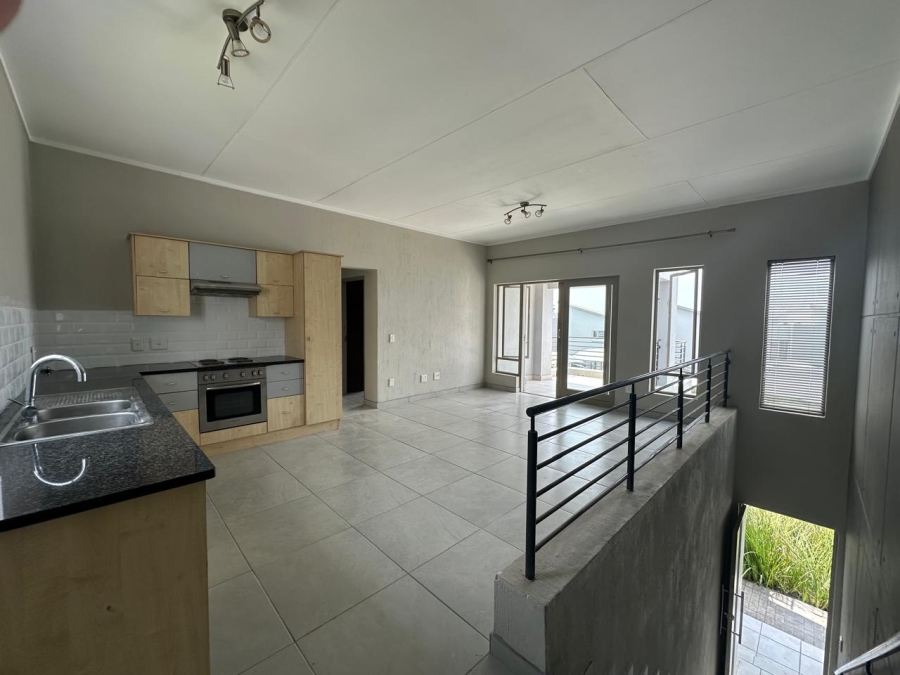 To Let 2 Bedroom Property for Rent in Broadacres Gauteng