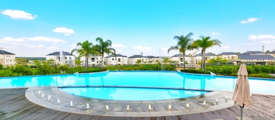 To Let 2 Bedroom Property for Rent in The Polofields Gauteng