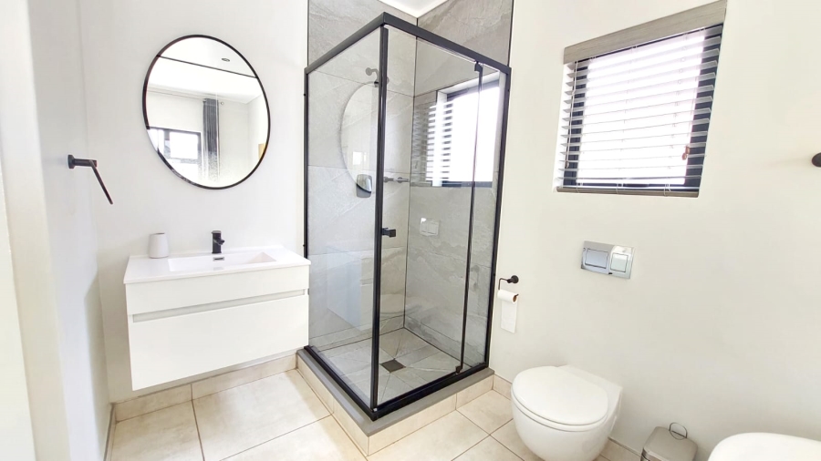 To Let 2 Bedroom Property for Rent in The Polofields Gauteng