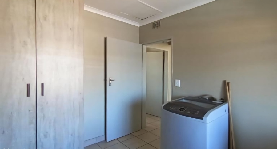 2 Bedroom Property for Sale in Montana Tuine Gauteng