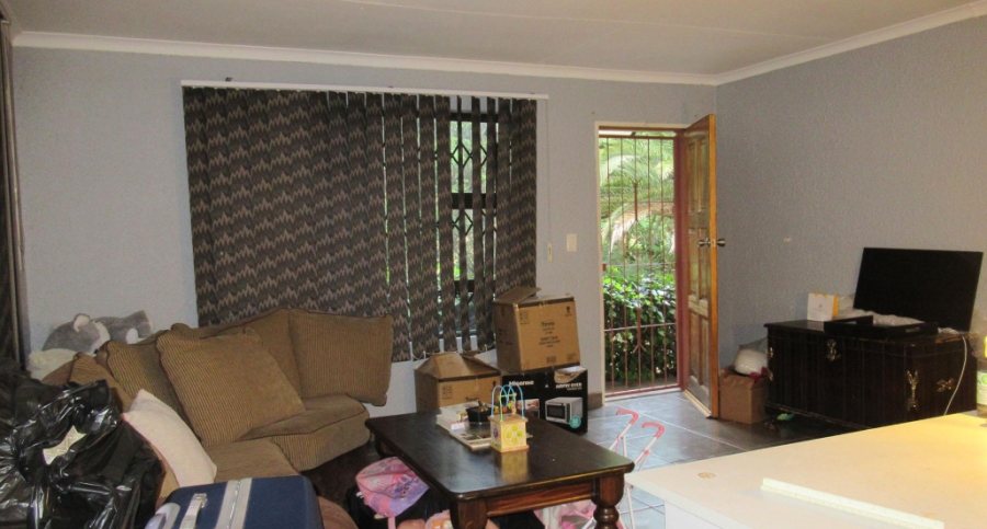 5 Bedroom Property for Sale in Kloofendal Gauteng