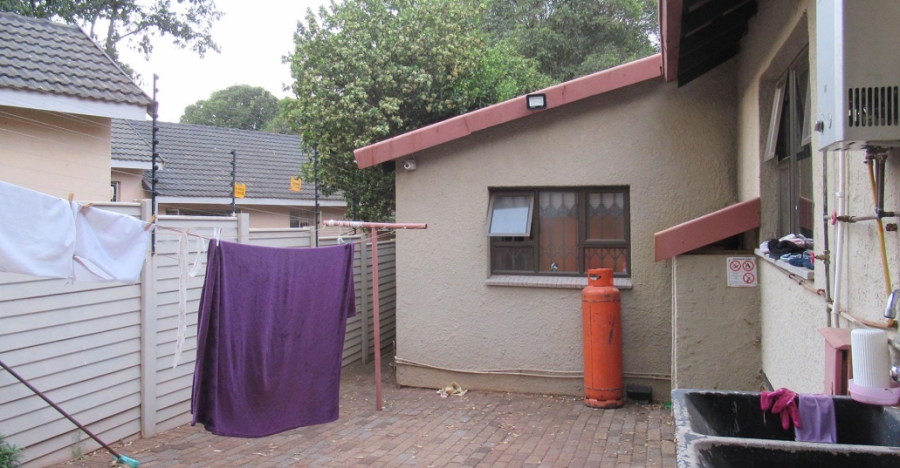 5 Bedroom Property for Sale in Kloofendal Gauteng