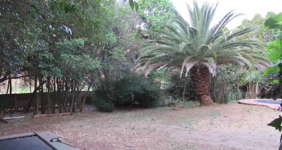 5 Bedroom Property for Sale in Kloofendal Gauteng