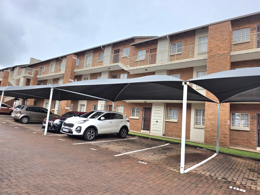 2 Bedroom Property for Sale in Monavoni Gauteng
