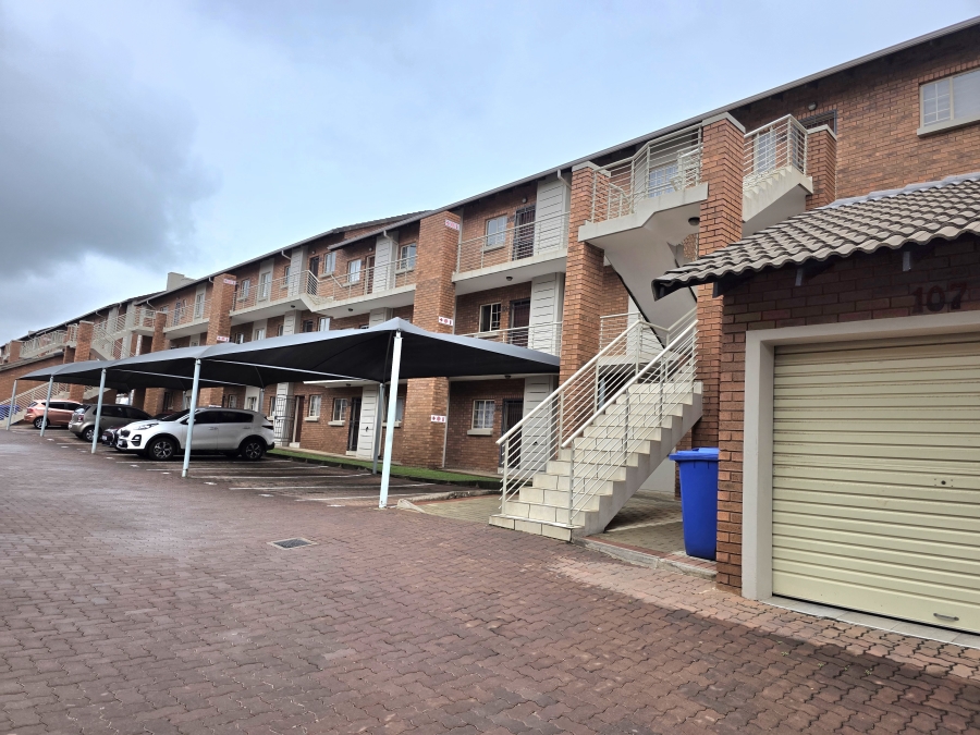 2 Bedroom Property for Sale in Monavoni Gauteng