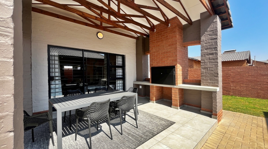 3 Bedroom Property for Sale in Rietvalleirand Gauteng