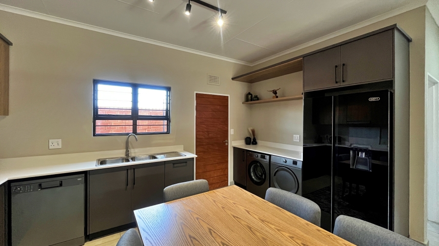 3 Bedroom Property for Sale in Rietvalleirand Gauteng