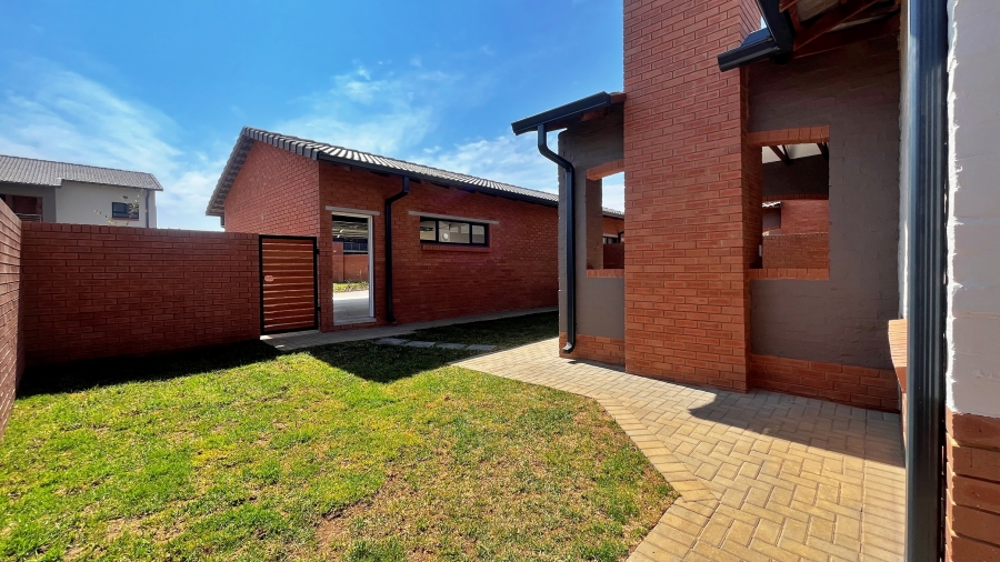 3 Bedroom Property for Sale in Rietvalleirand Gauteng
