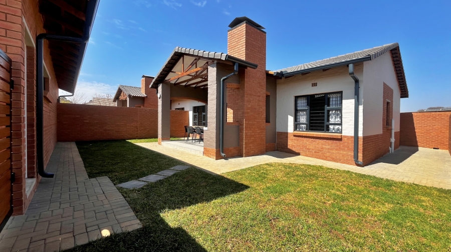3 Bedroom Property for Sale in Rietvalleirand Gauteng