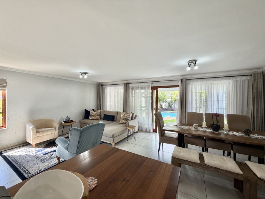 3 Bedroom Property for Sale in Barbeque Downs Gauteng