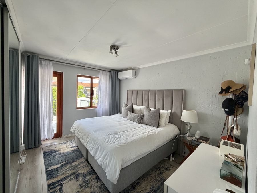 3 Bedroom Property for Sale in Barbeque Downs Gauteng