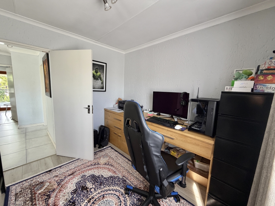 3 Bedroom Property for Sale in Barbeque Downs Gauteng